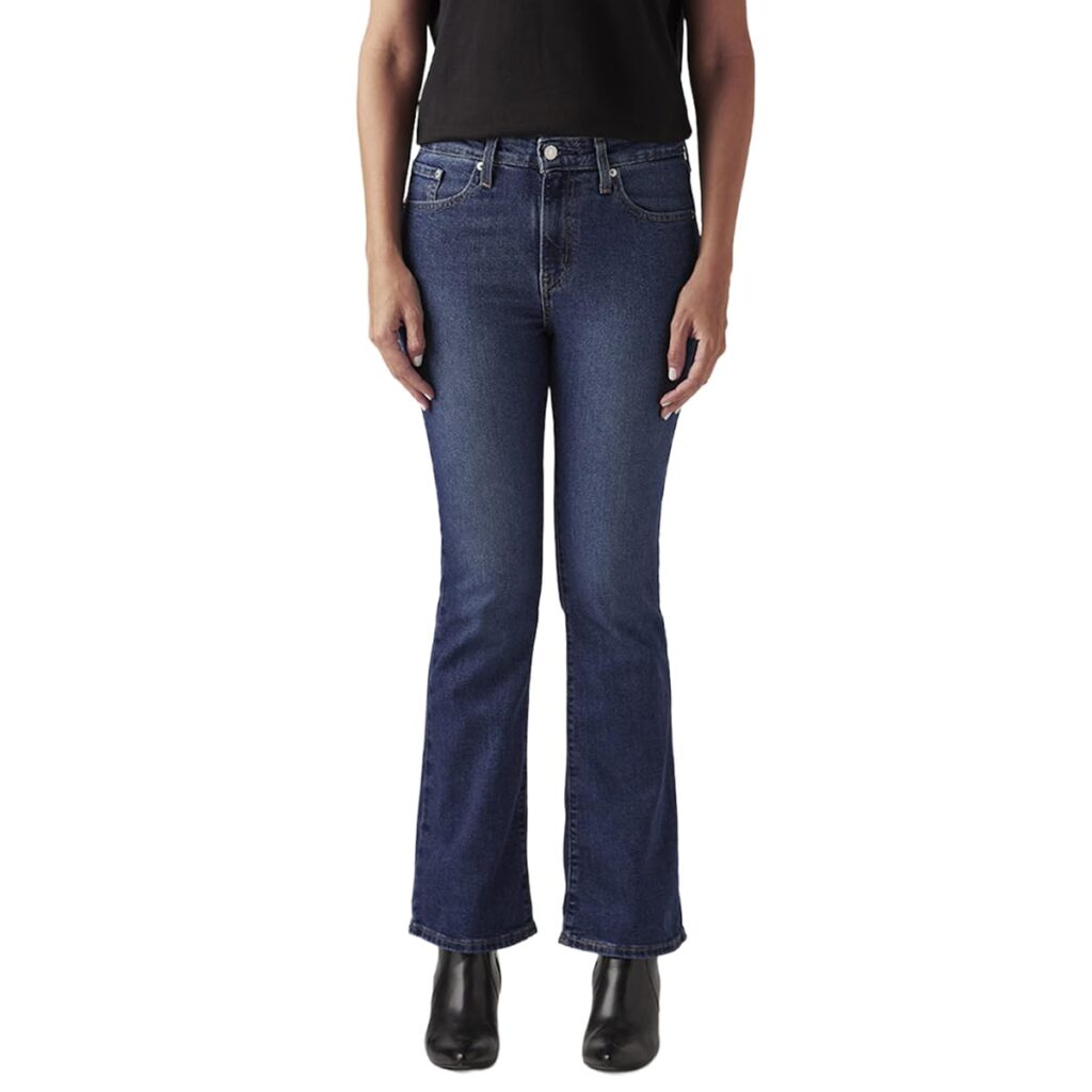 Levi's Women's 725 Flared Fit High Rise Jeans