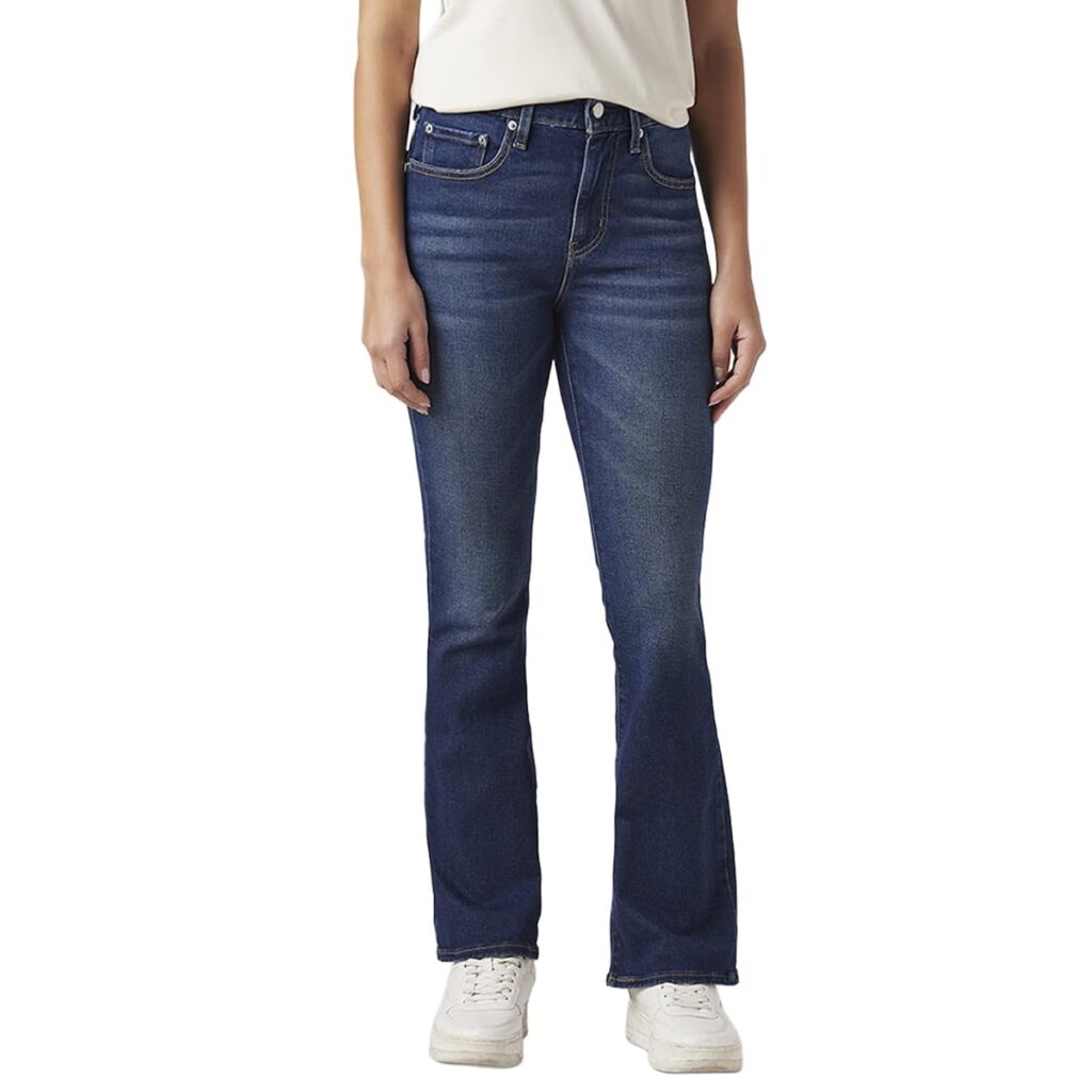 Levi's Women's 725 Flared Fit High Rise Jeans